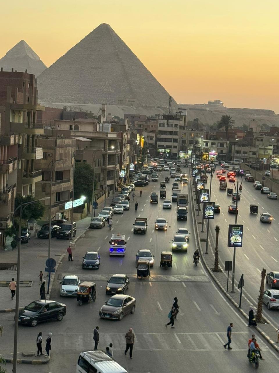 Khufu Pyramids Inn Nazlet el-Sîsi Exteriér fotografie
